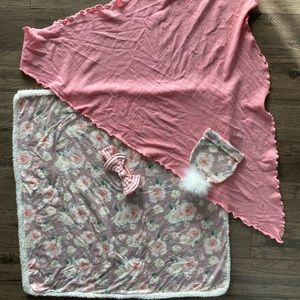 Baby swaddle blankets and headband bundle